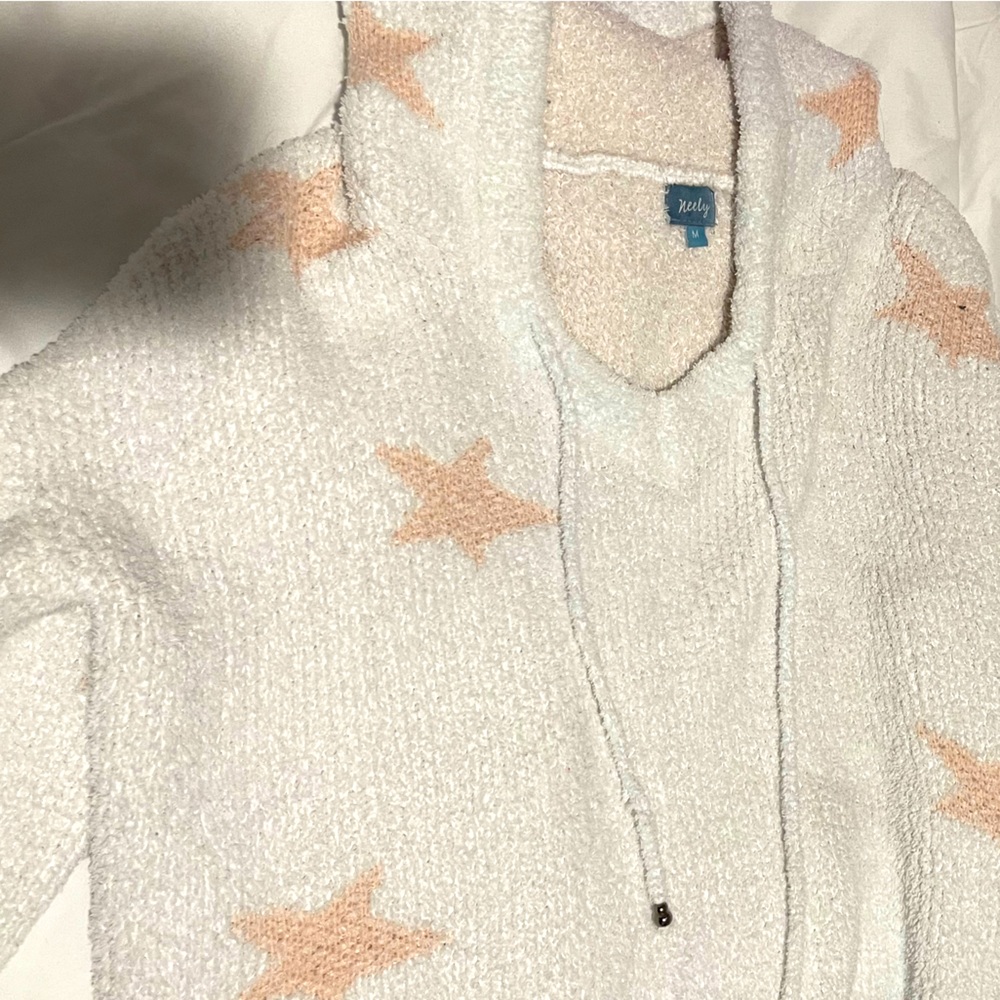 White and Pink star sweater
